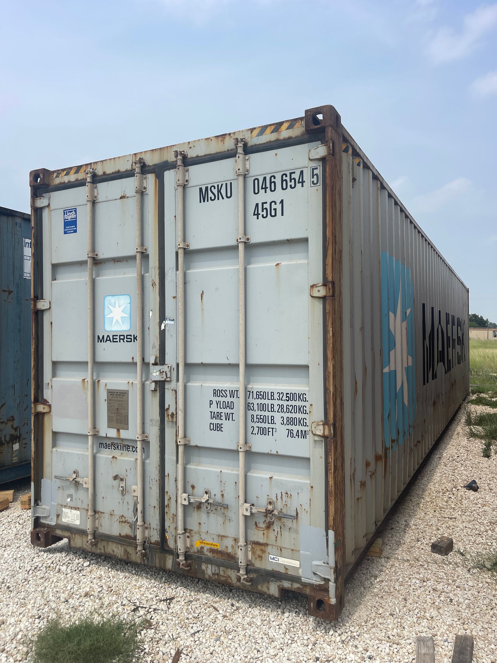 40' High Cube Wind & Water Tight Container — Blue & White Unit